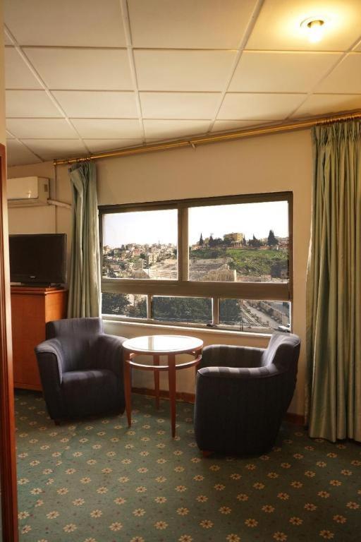 Conord Hotel Amman Exteriör bild