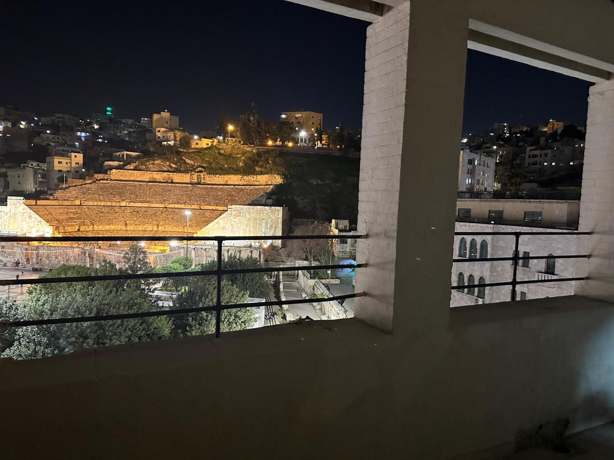 Conord Hotel Amman Exteriör bild